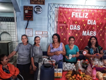 Dia das mães no abrigo Jabour