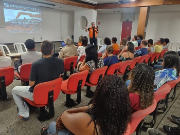 Capacitação de voluntários para Defesa Civil