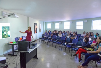 FORMAÇÃO CENTRALIZADA PARA TODOS OS PROFISSIONAIS DE EDUCAÇÃO INFANTIL
