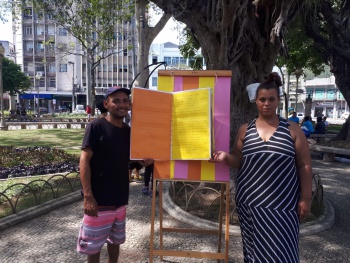 Dia Nacional de Luta da População em Situação de Rua Personagem Alexandre e Tais