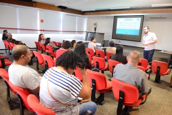Curso de Ambulantes com a Anvisa para o Viradão