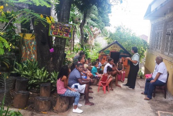 Cajun Romão na Horta Comunitária no Centro