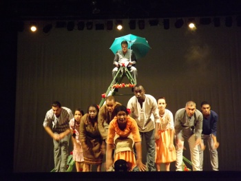 Peça teatral “Estórias de um povo de lá”