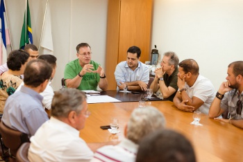 Reunião com comerciantes da Av Vitoria