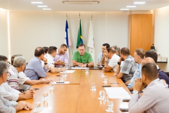 Reunião com comerciantes da Av Vitoria