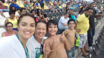 Cras Continental levou crianças e adolescentes para assistirem aos jogos da Copa do Mundo Sub 17