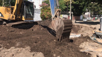 Macrodrenagem na rua Moacir Strauch