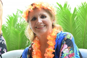 tarde havaiana ccti centro Giselda