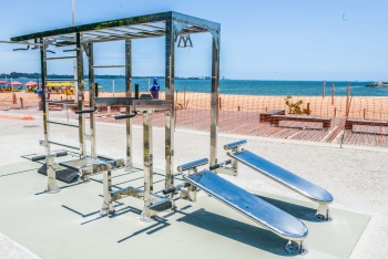 Multiestação Esportiva - Academia Popular em Inox na Praia de Camburi