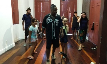 Núcleo de Danças Urbanas do Circuito Cultural participou da Colônia de Férias da Casa Porto