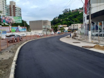 Obras da avenida Vitória asfaltamento