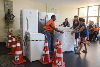 Doações para as vítimas de enchentes