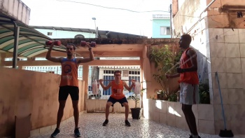 Treinos da equipe de atletismo na quarentena