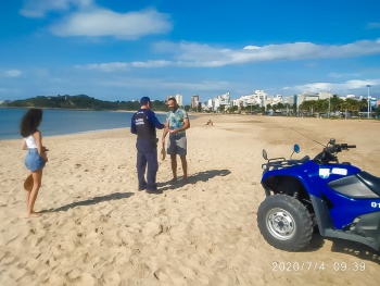 Coronavírus: Distribuição de Máscaras nas praias pela Guarda Civil Municipal