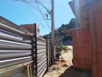 Construção de Emef Paulo Roberto, em São Benedito