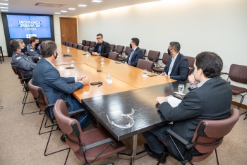 Reunião de segurança com prefeito Lorenzo Pazolini