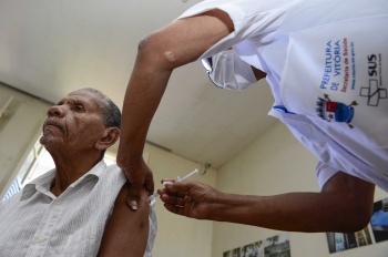 Dia da Vacinação contra o Covid 19 no Asilo de Idosos de Vitória