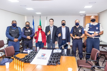 Solenidade de entrega Espargido de pimenta para Guarda Municipal