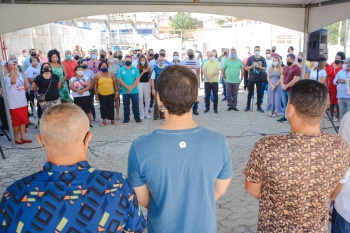 Assinatura da Ordem de Serviço do reinício da construção da EMEF Paulo Reglus Neves Freire, em Inhanguetá