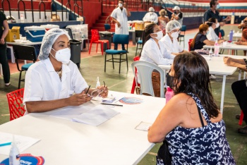 Vacinação Covid-19 para maiores de 65 anos