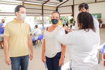 Vacinação no Maanaim para idosos com mais de 70 anos e trabalhadores da saúde