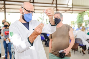 Vacinação no Maanaim para idosos com mais de 70 anos e trabalhadores da saúde