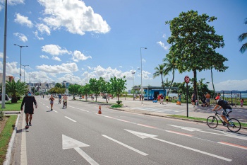 Rua de Lazer na Praia de Camburi e Ciclofaixa de Domingo