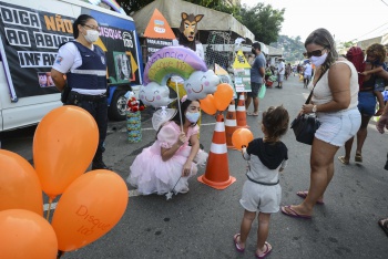 Maio Laranja na Feira Livre de Gurigica
