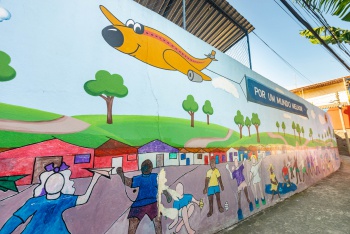 Muro da entrada do CMEI Sinclair Philips