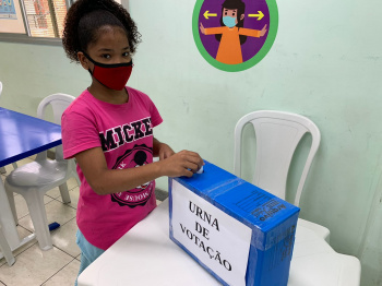 Crianças e adolescentes do Cajun participam de concurso de desenho