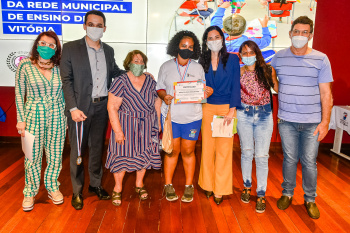 Entrega de premiações para estudantes da Rede Municipal de Ensino de Vitória