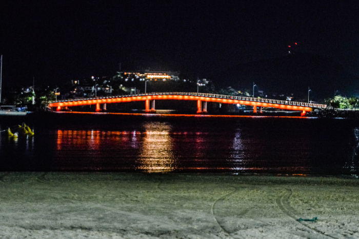 Iluminação de Natal na Ponte da Ilha do Frade