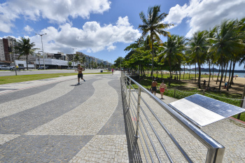 Inauguração do Guarda Corpo em Braille no calçadão da Praia de Camburi