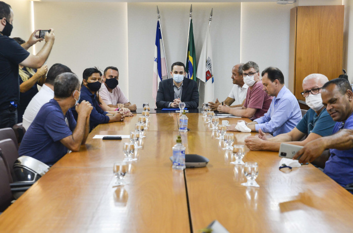Lançamento do edital para contratação de obra de asfaltamento em Jardim Camburi