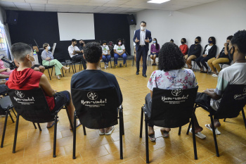 Bate papo do prefeito com o PROJOVEM na 1ª Igreja Batista em Goiabeiras