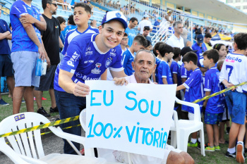 Sebastião Figueredo Meirelles de 69 anos era só empolgação. “Esse é o jogo de milhões”, anunciou