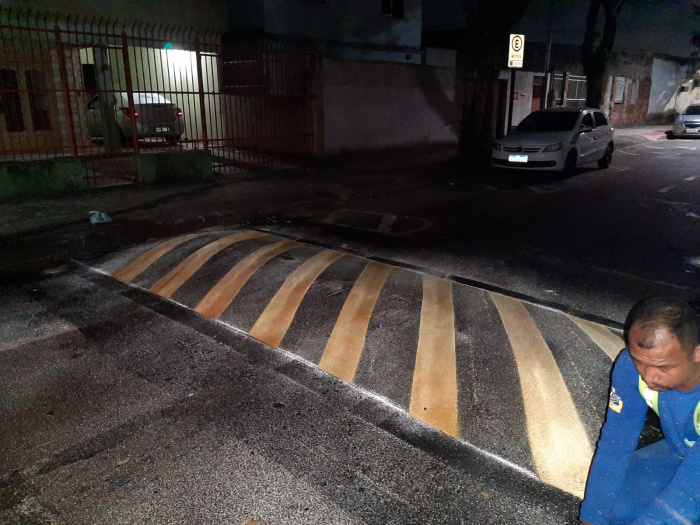 Pintura de faixas de sinalização