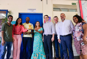 Entrega da Cadeira de Rodas do Sr. Pedro