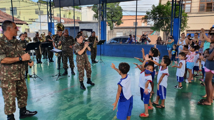 Banda no Exército Cmei LCG