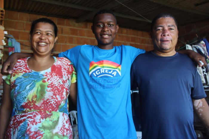 Família de Dona Jucélia do Residencial Santa Cecília