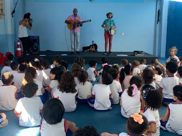 Apresentação da Banda da Flor no Cmei Menino Jesus