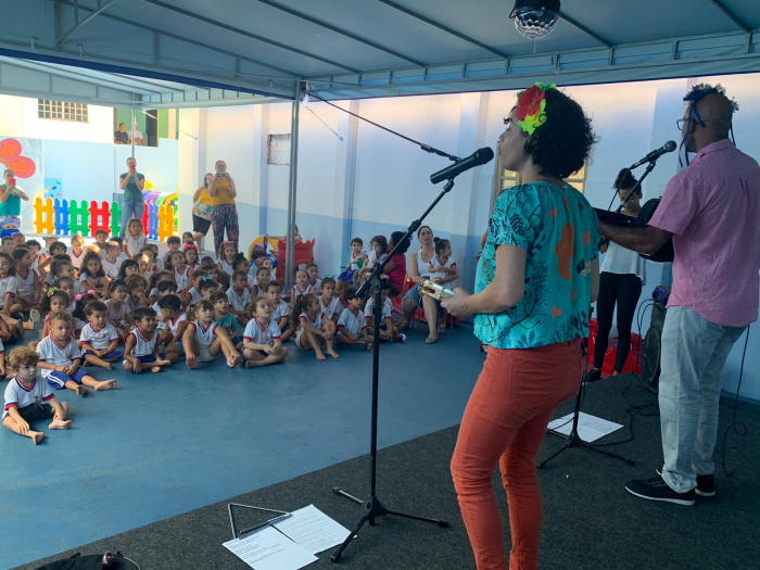 Apresentação da Banda da Flor no Cmei Menino Jesus