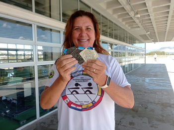 Sara Marques medalhista em campeonato de remo
