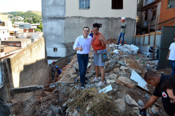 Assinatura da OS Contenção de Encosta em Itararé