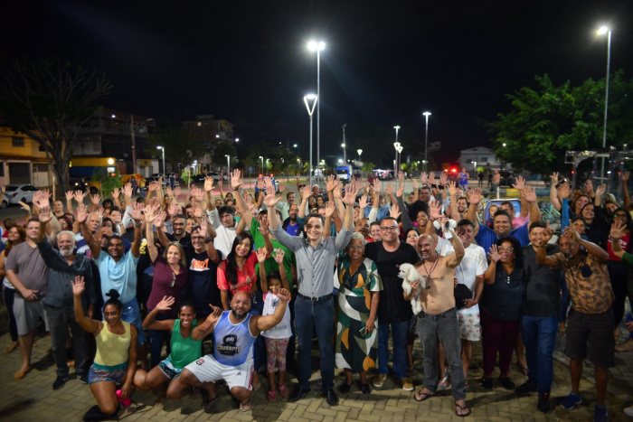 Entrega do campo de Futivôlei da Praça do Hi-Fi