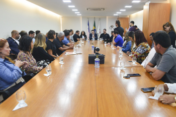 Lançamento do edital de instalação dos novos guarda-corpos nas pontes de Vitória