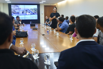 Lançamento do edital de instalação dos novos guarda-corpos nas pontes de Vitória