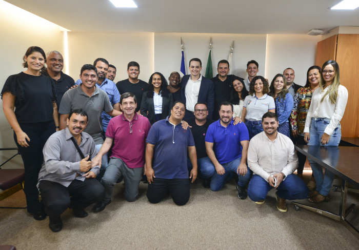 Lançamento do edital de instalação dos novos guarda-corpos nas pontes de Vitória
