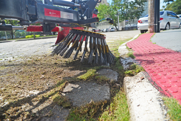 Varrição mecanizada