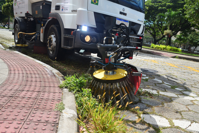 Varrição mecanizada